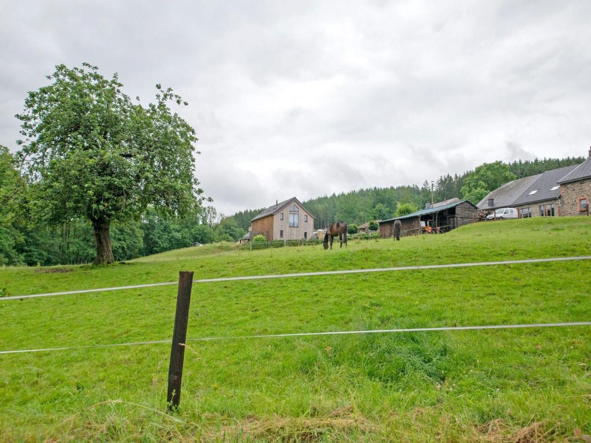 Charming Holiday Home In Stavelot With A Garden Exterior photo